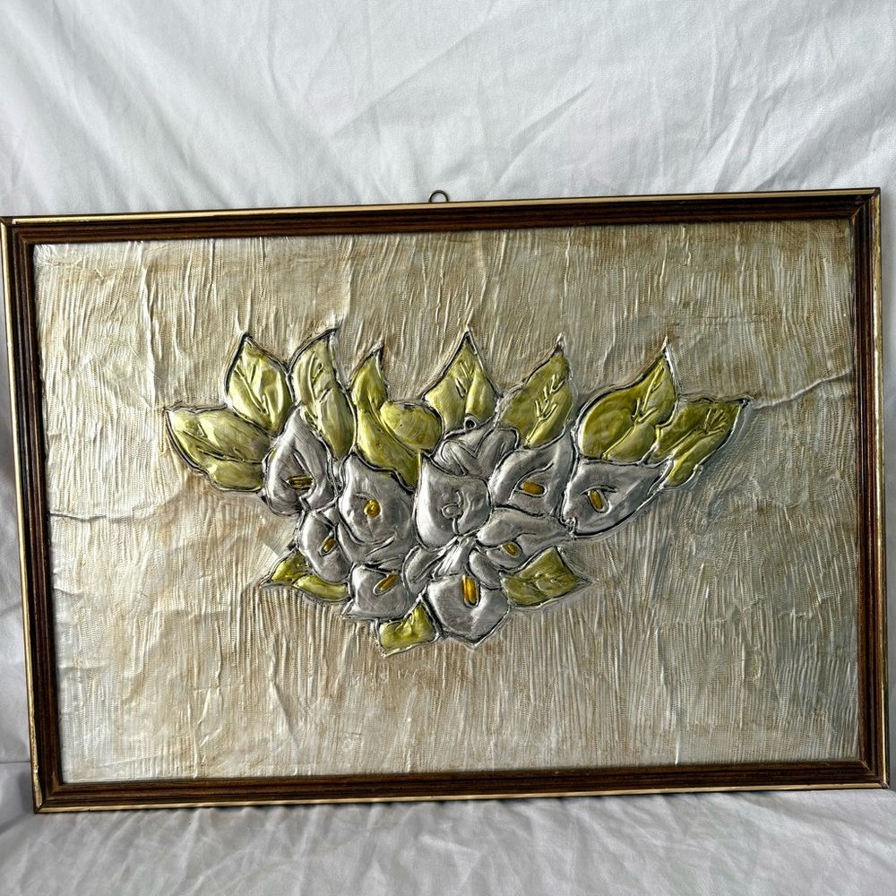 Vintage handmade tin floral framed artwork 3D wall
Hanging home decor